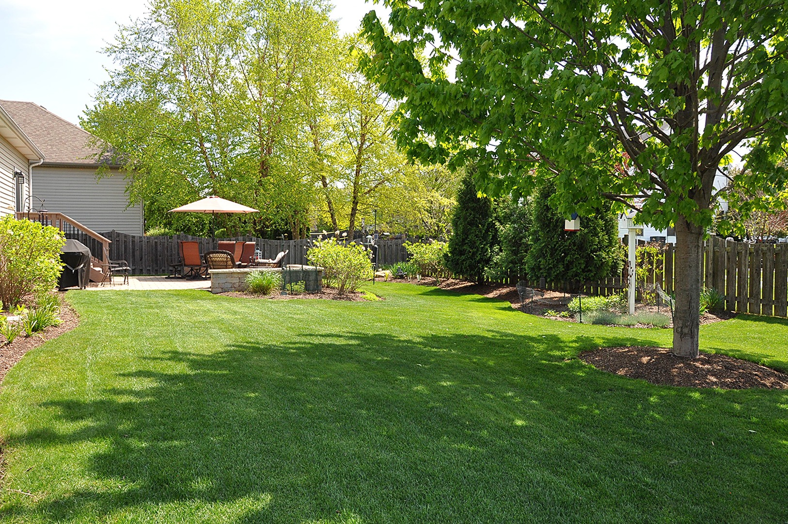 352 Andover Drive, Oswego, IL 60543