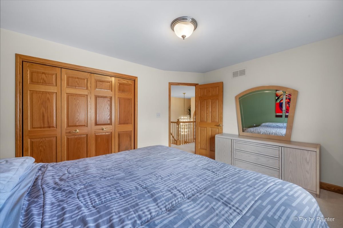 958 W Stonehedge Drive, Addison, IL 60101
