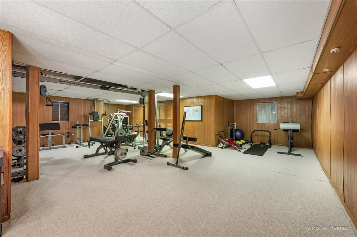 958 W Stonehedge Drive, Addison, IL 60101
