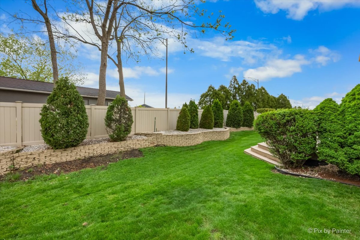958 W Stonehedge Drive, Addison, IL 60101
