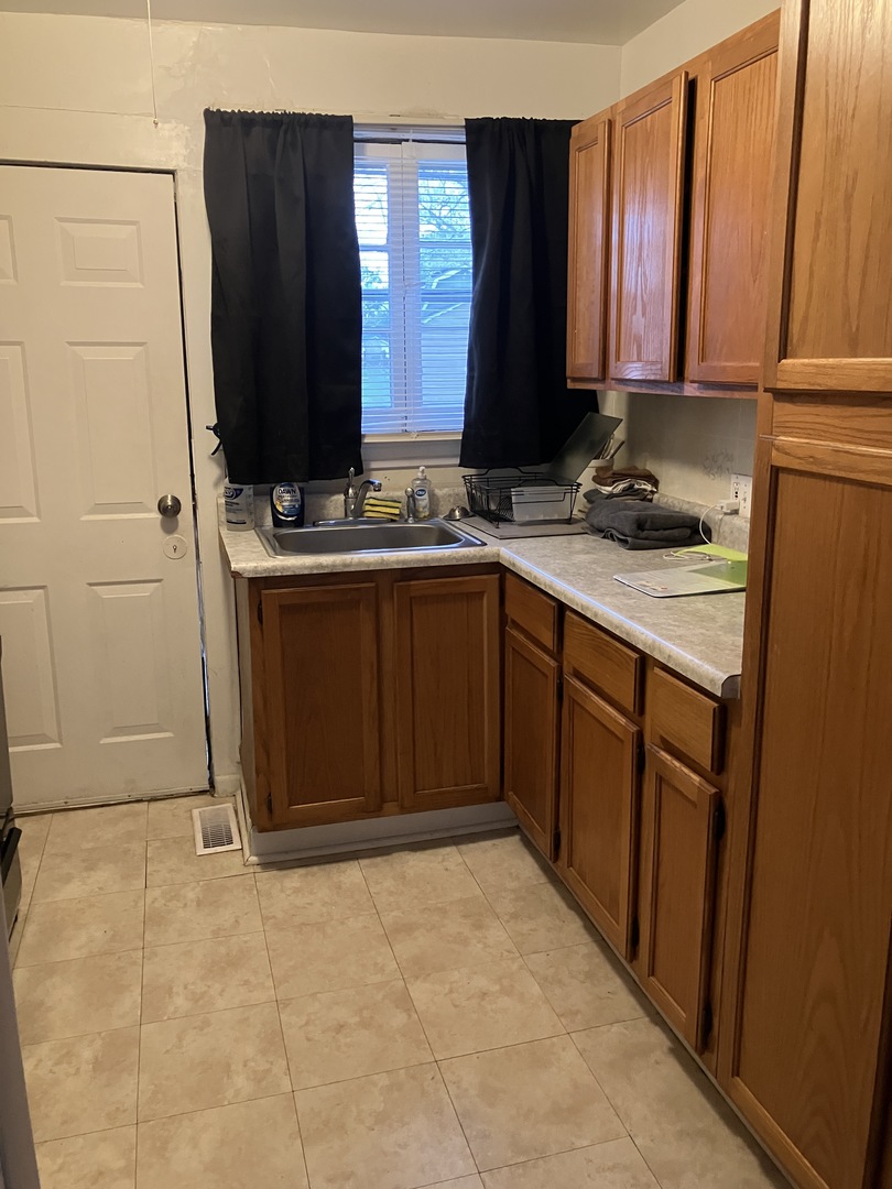 4909 Fountain Lane, Mccullom Lake, IL 60050