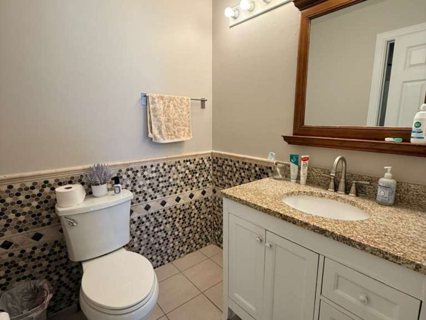 2338 Woodview Lane, Naperville, IL 60565