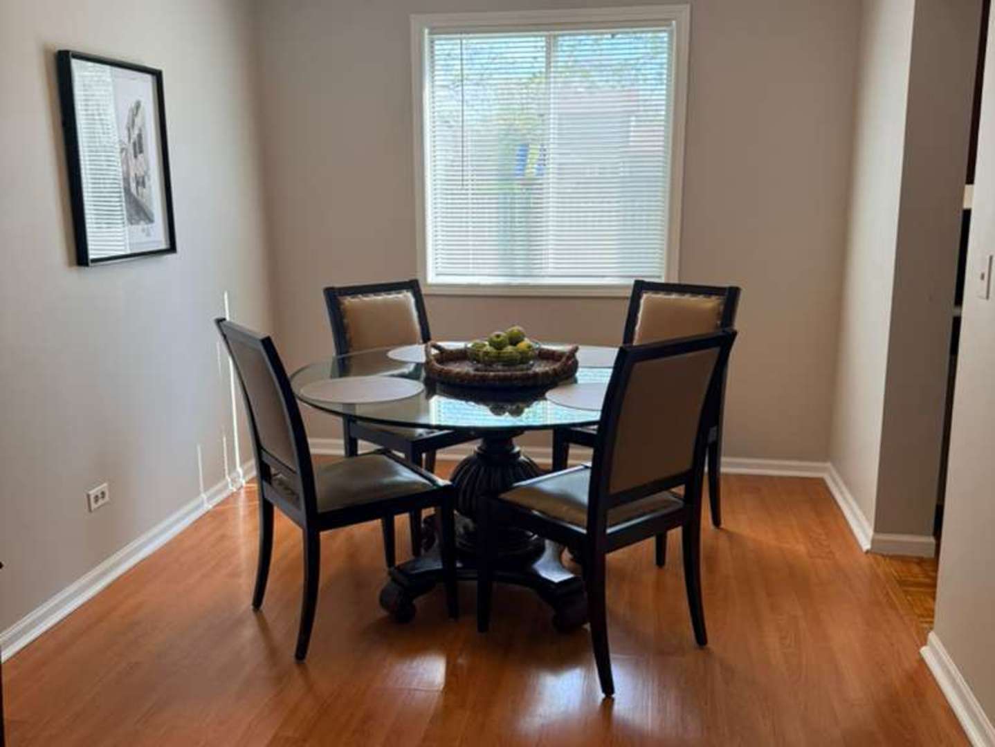 2338 Woodview Lane, Naperville, IL 60565