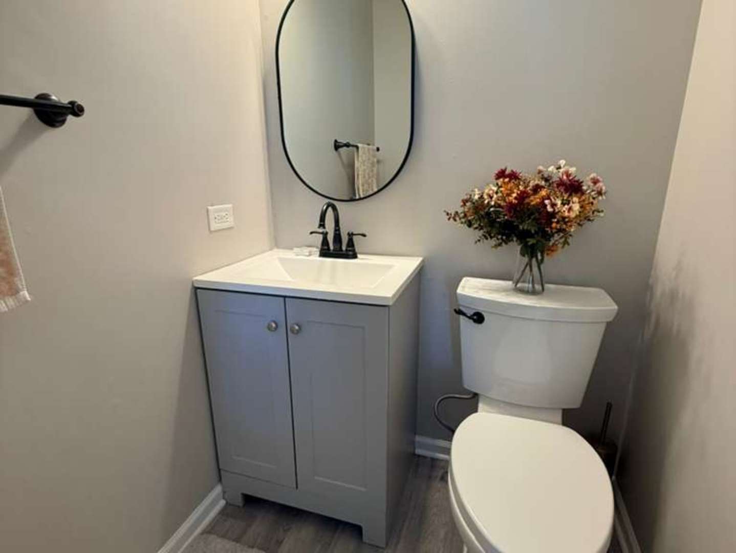 2338 Woodview Lane, Naperville, IL 60565