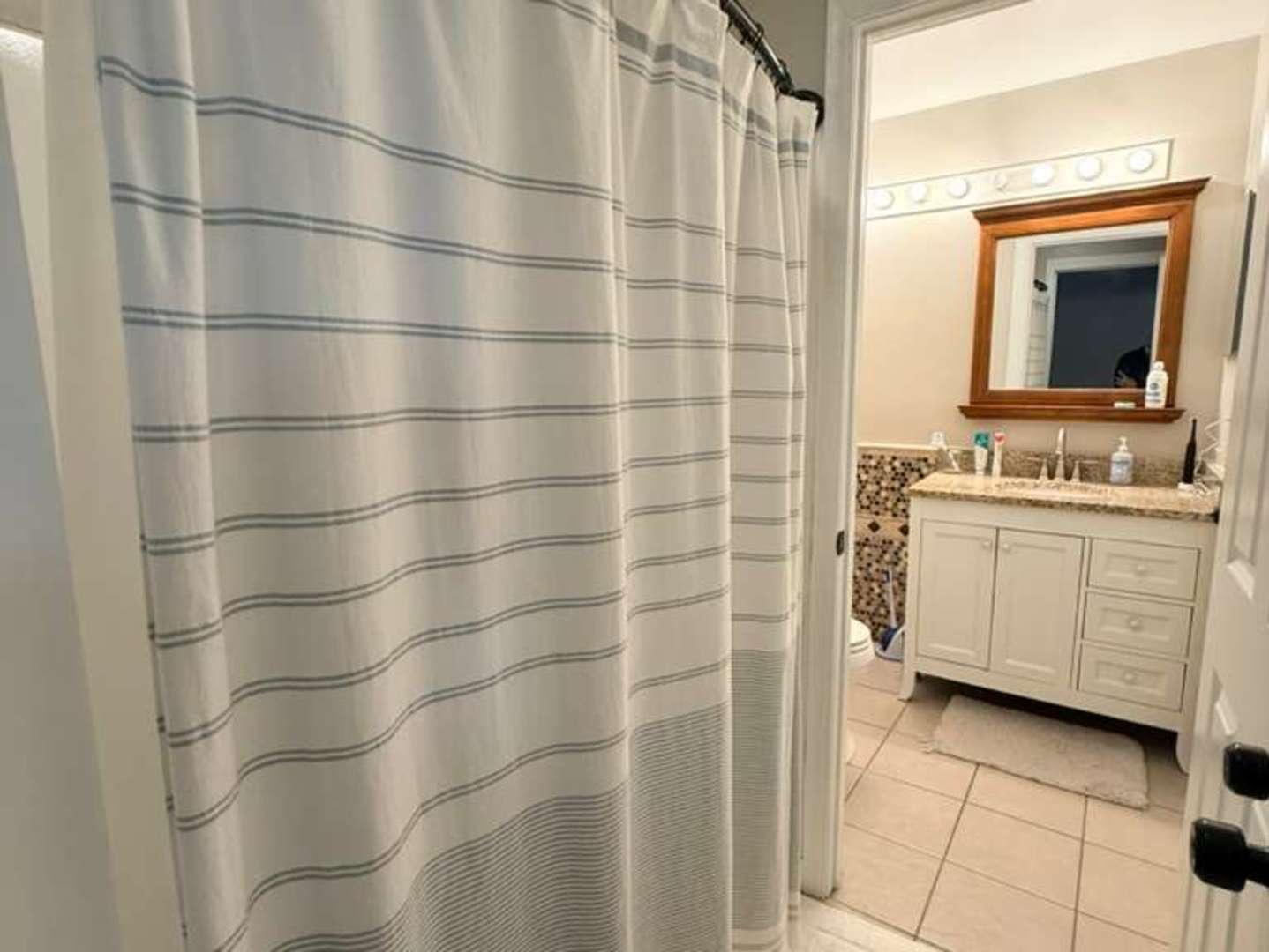 2338 Woodview Lane, Naperville, IL 60565