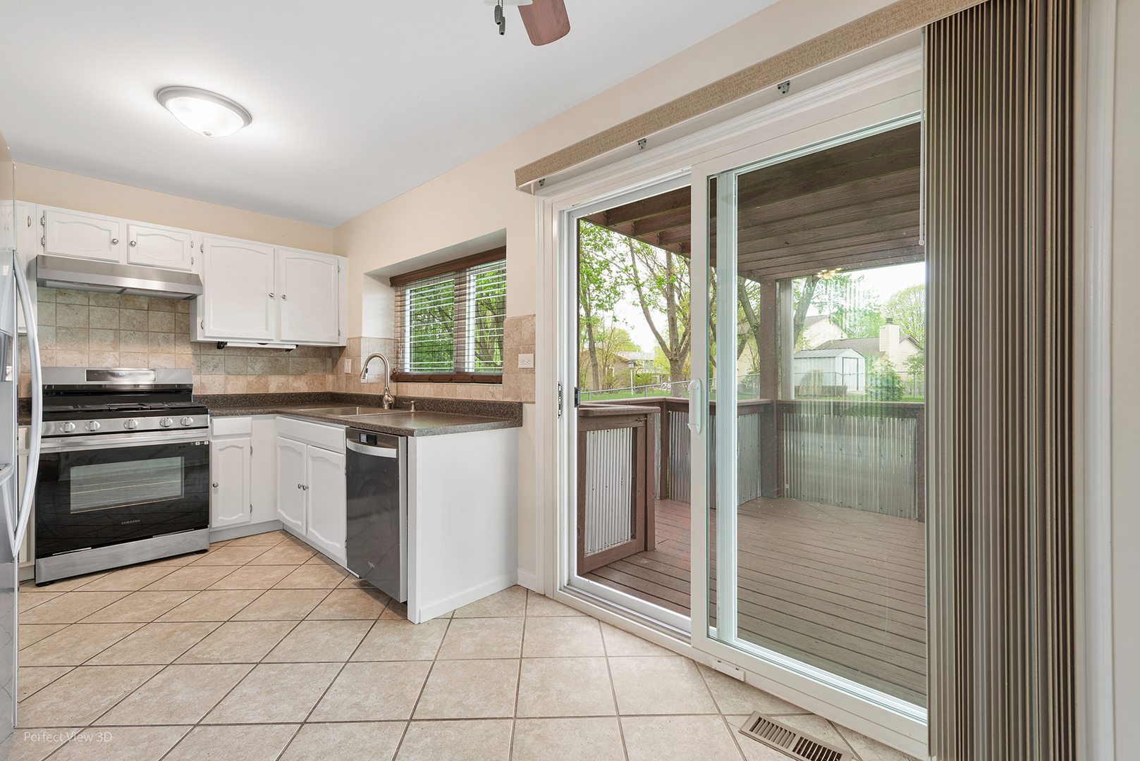 1424 FARRINGTON Lane, Aurora, IL 60504