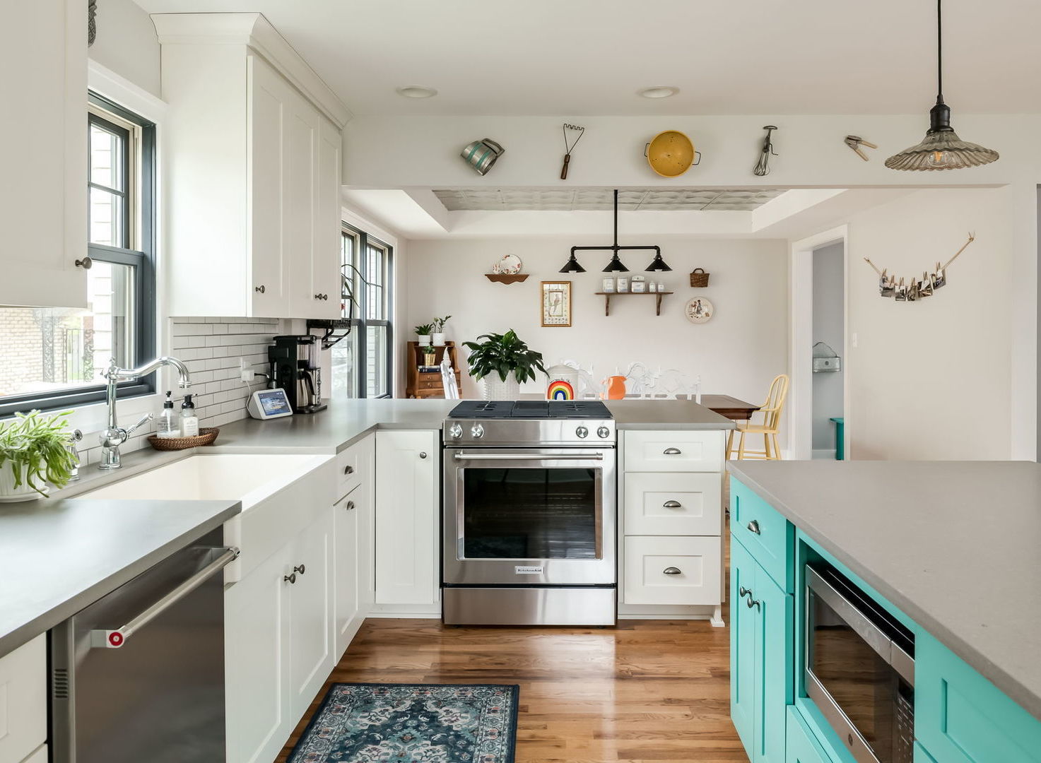 774 S Euclid Avenue, Elmhurst, IL 60126