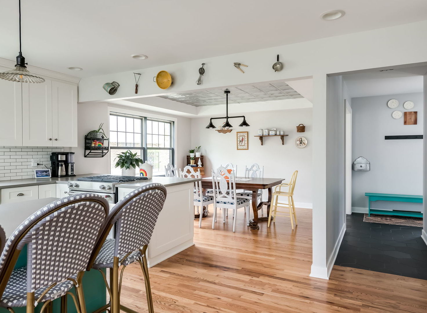 774 S Euclid Avenue, Elmhurst, IL 60126