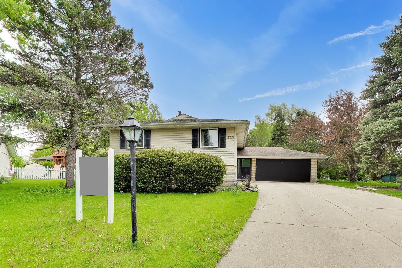 533 Carr Court, Schaumburg, IL 60193