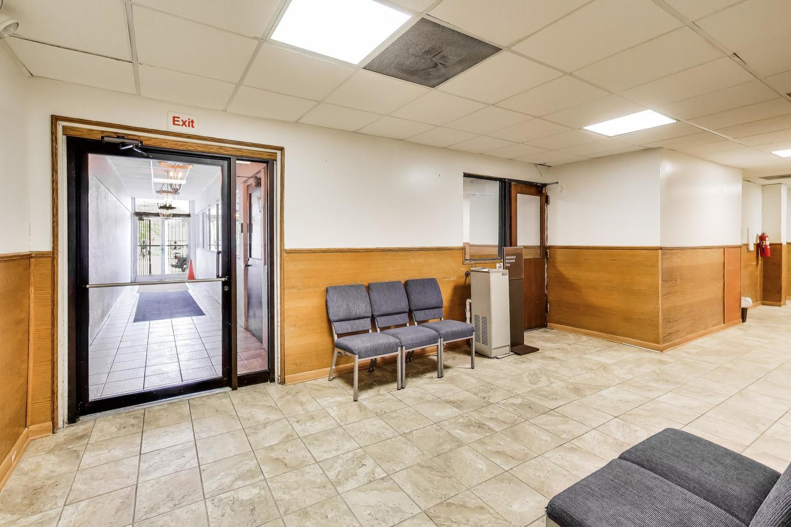 6905 S Halsted Street, Chicago, IL 60621