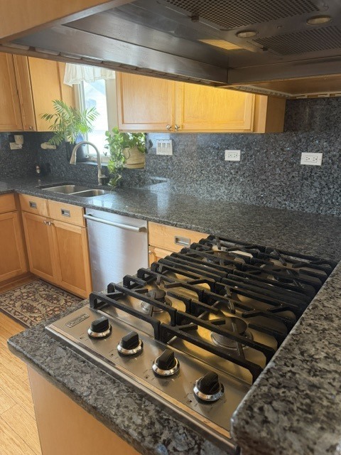 560 N Lavergne Avenue, Northlake, IL 60164