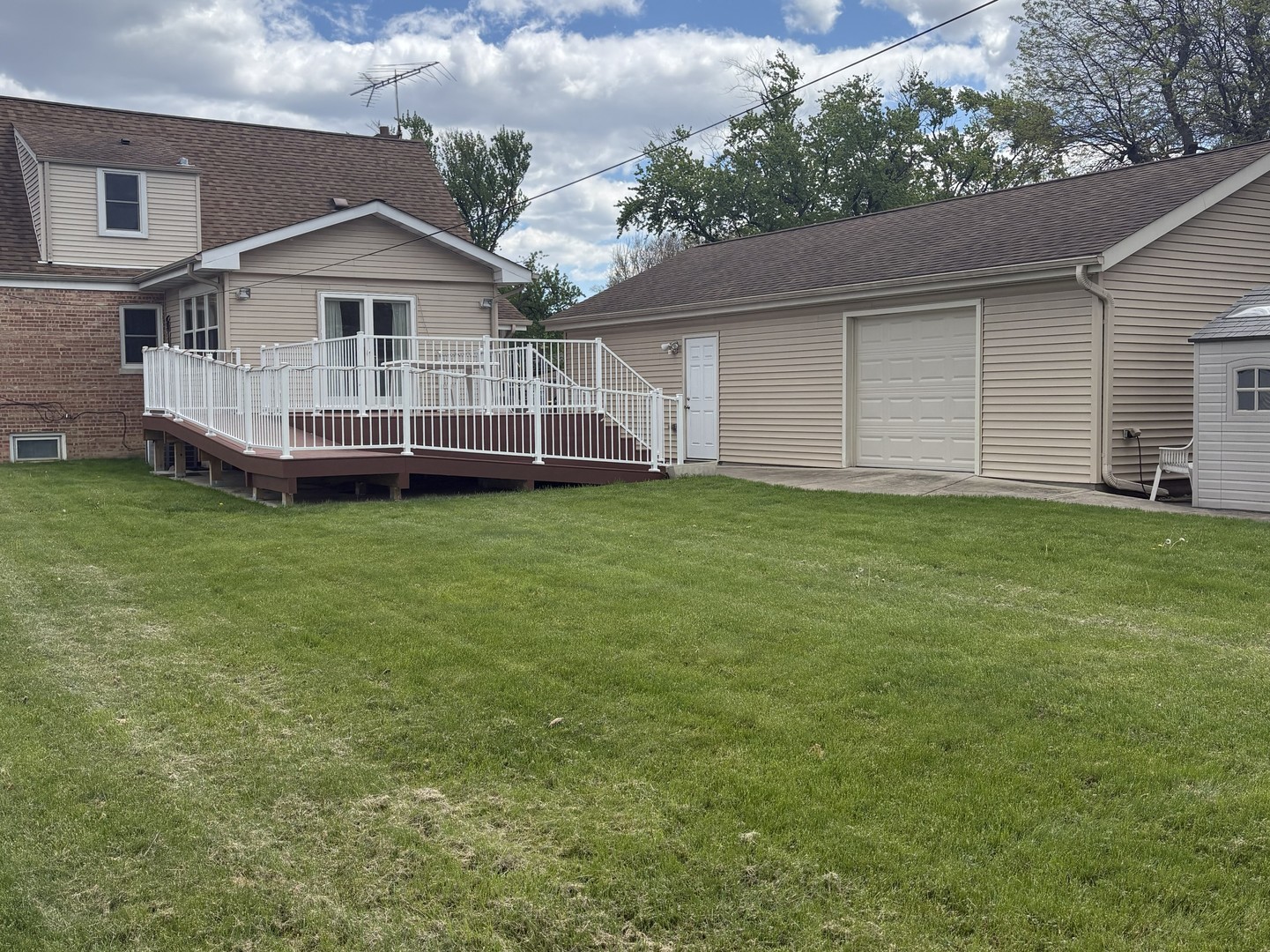 560 N Lavergne Avenue, Northlake, IL 60164