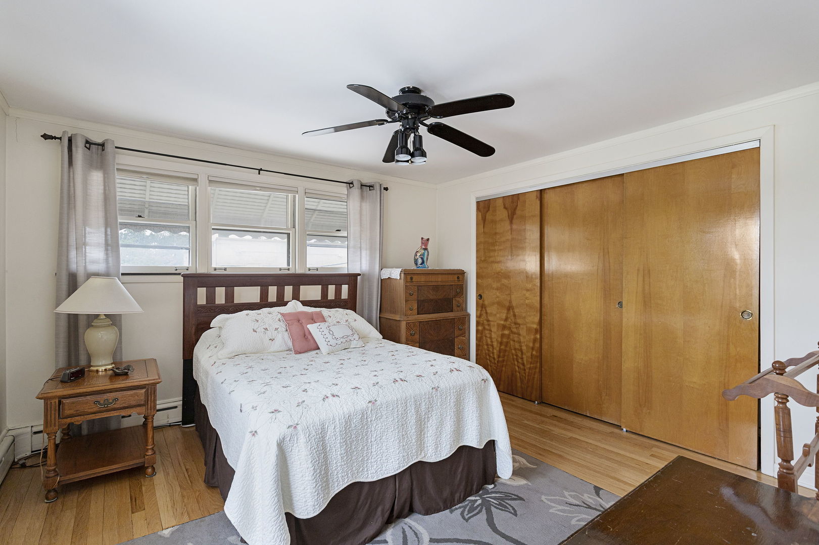 1619 N SAYRE Avenue, Chicago, IL 60707