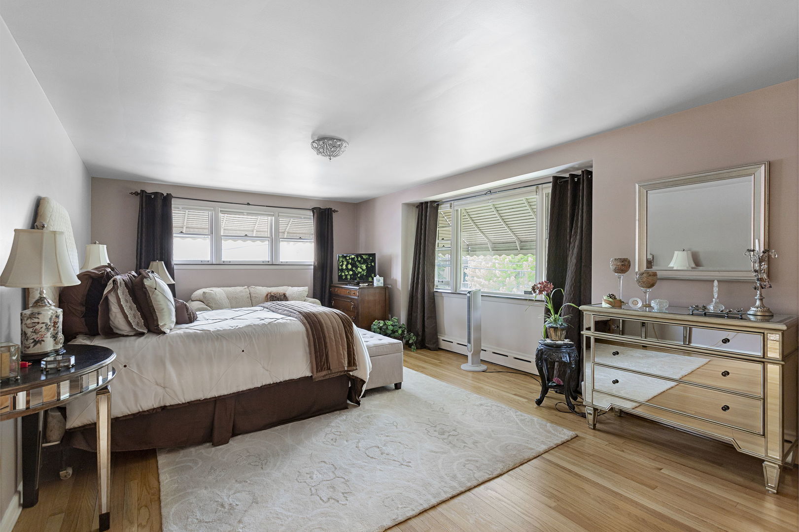 1619 N SAYRE Avenue, Chicago, IL 60707