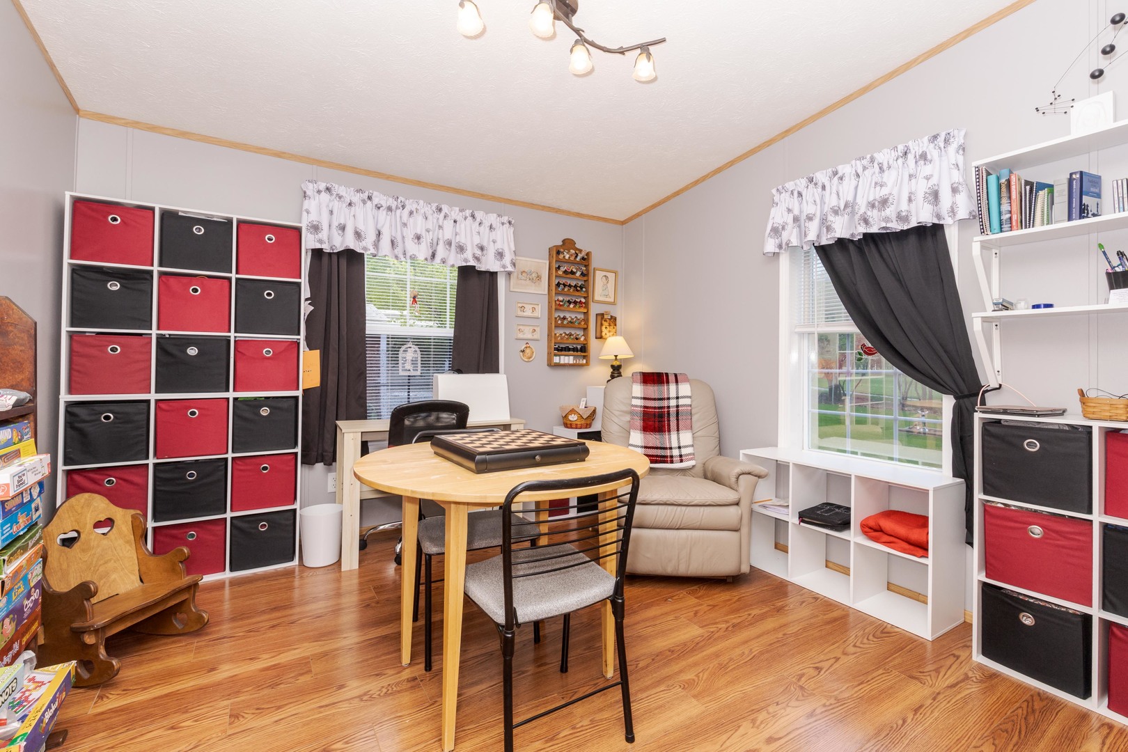 1129 11th Street, Bloomington, IL 61704