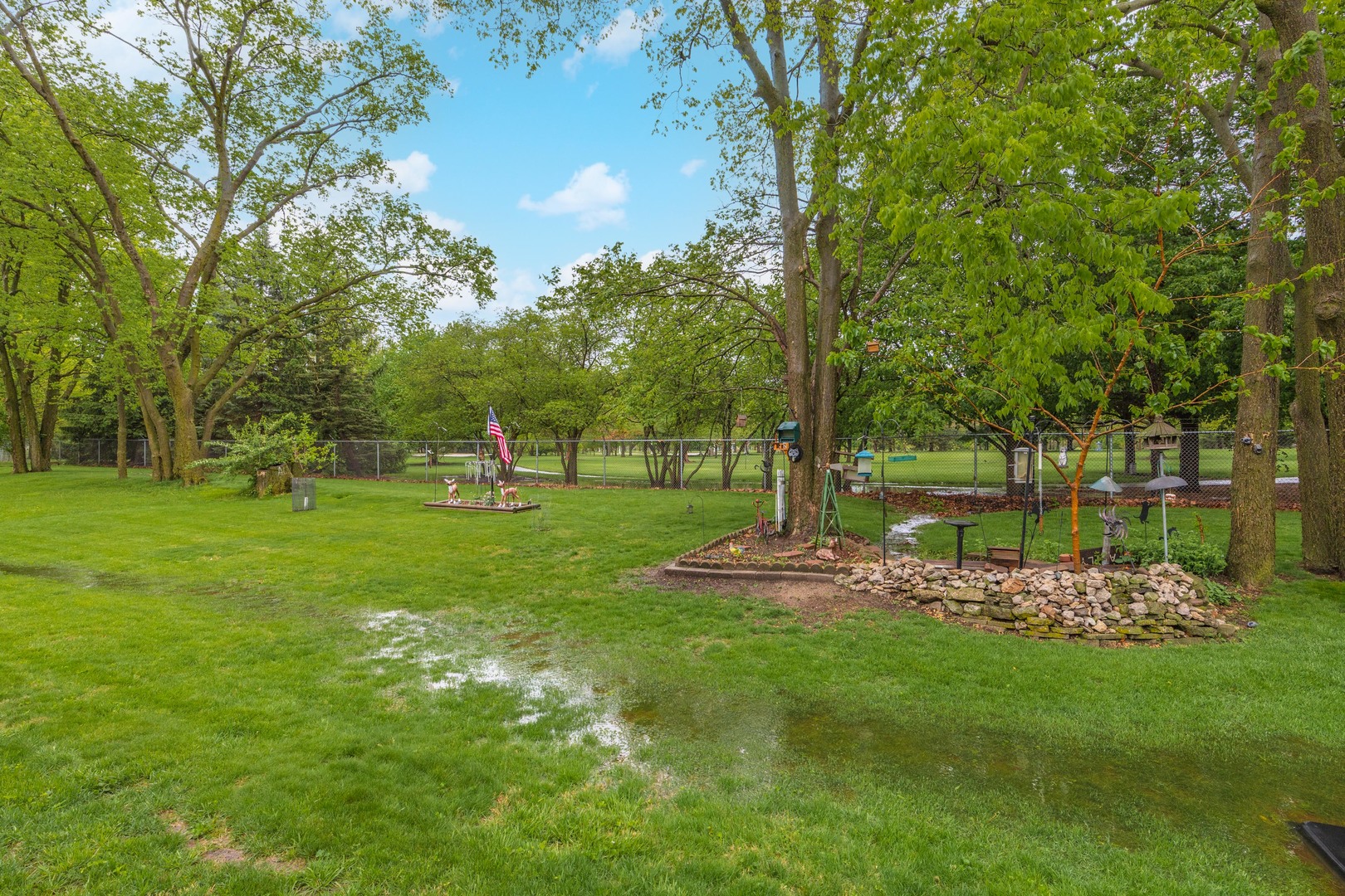 1129 11th Street, Bloomington, IL 61704