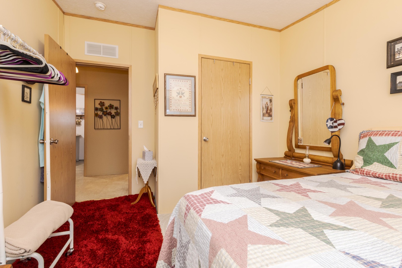 1129 11th Street, Bloomington, IL 61704