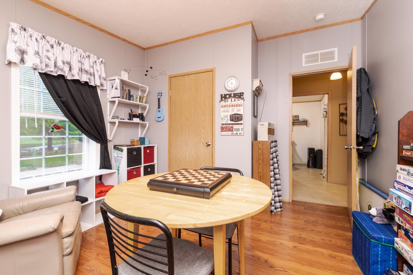 1129 11th Street, Bloomington, IL 61704