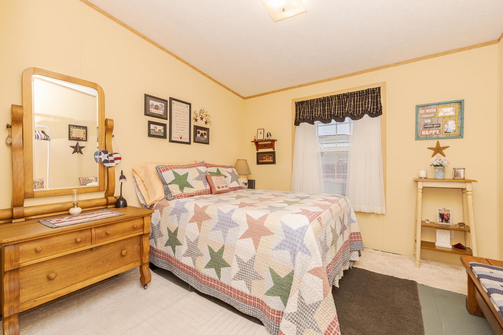 1129 11th Street, Bloomington, IL 61704