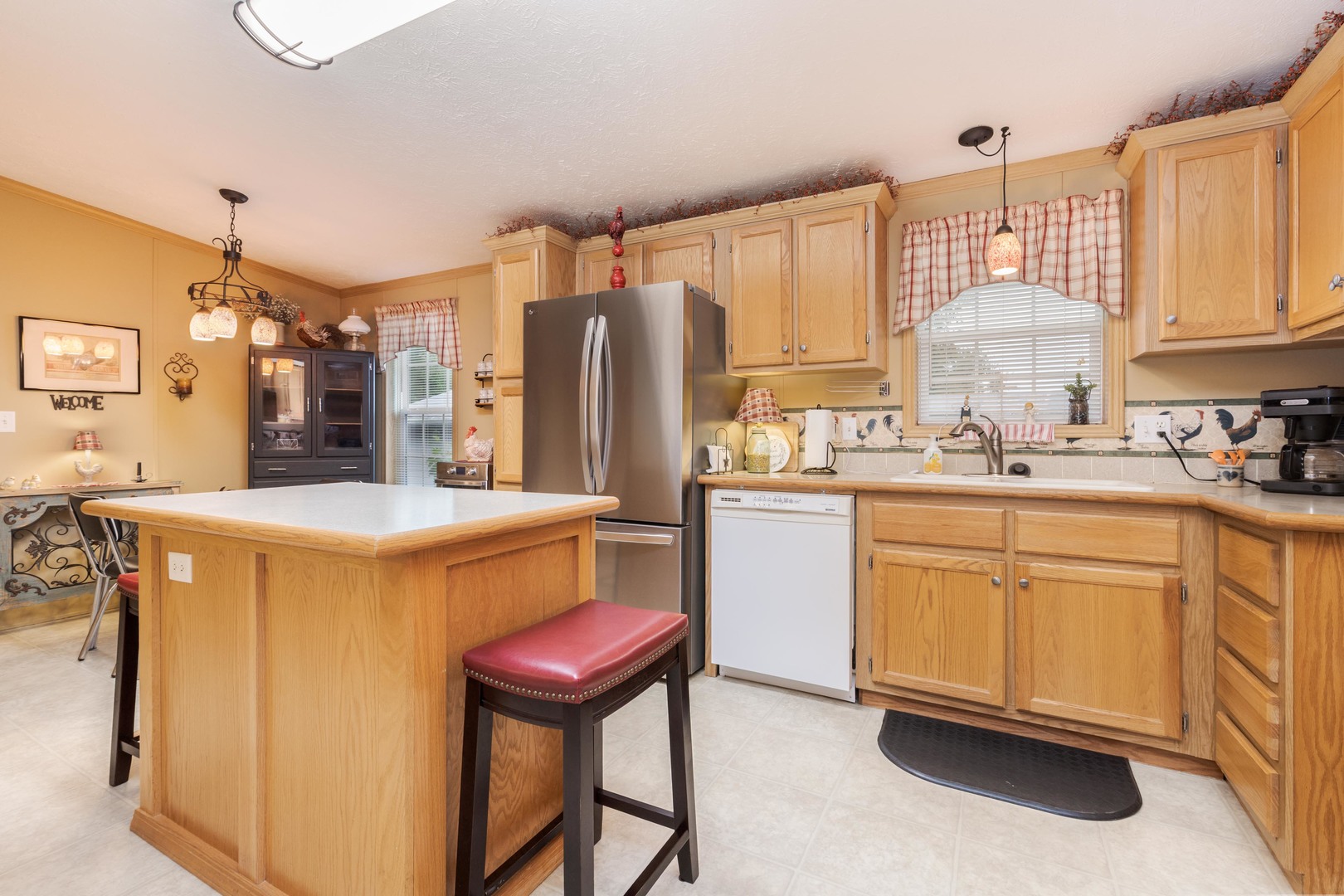 1129 11th Street, Bloomington, IL 61704