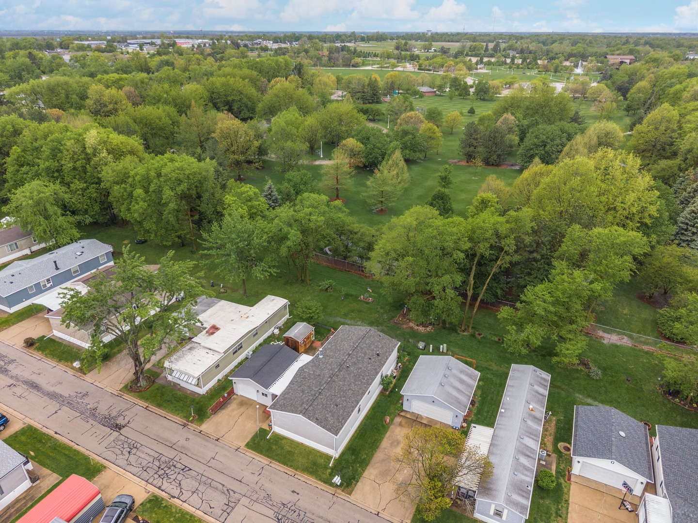 1129 11th Street, Bloomington, IL 61704