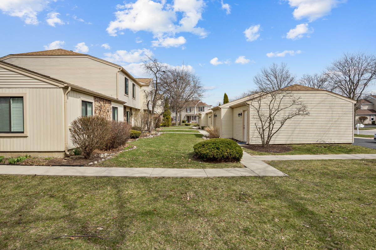 1634 Vermont Drive, Elk Grove Village, IL 60007