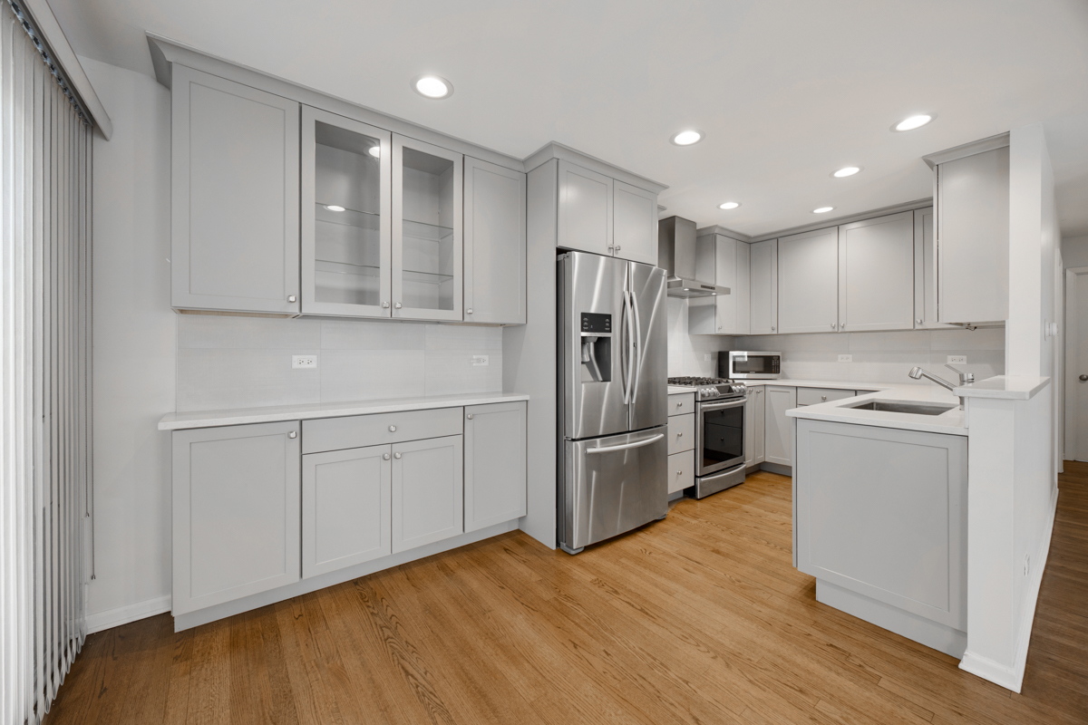 1634 Vermont Drive, Elk Grove Village, IL 60007