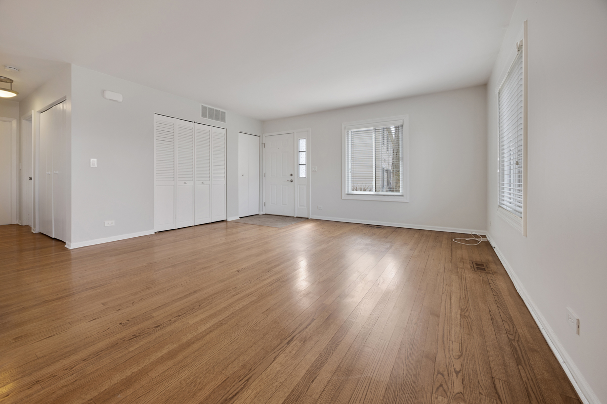 1634 Vermont Drive, Elk Grove Village, IL 60007