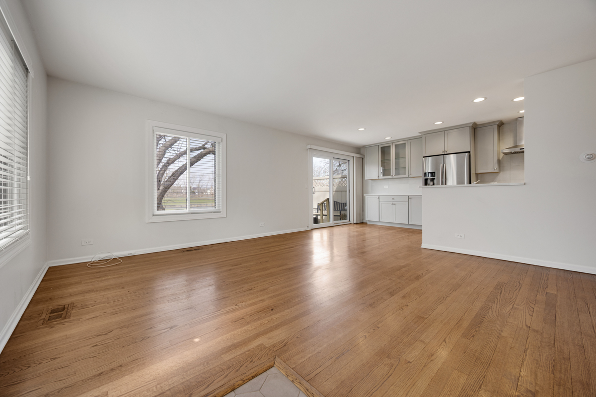 1634 Vermont Drive, Elk Grove Village, IL 60007