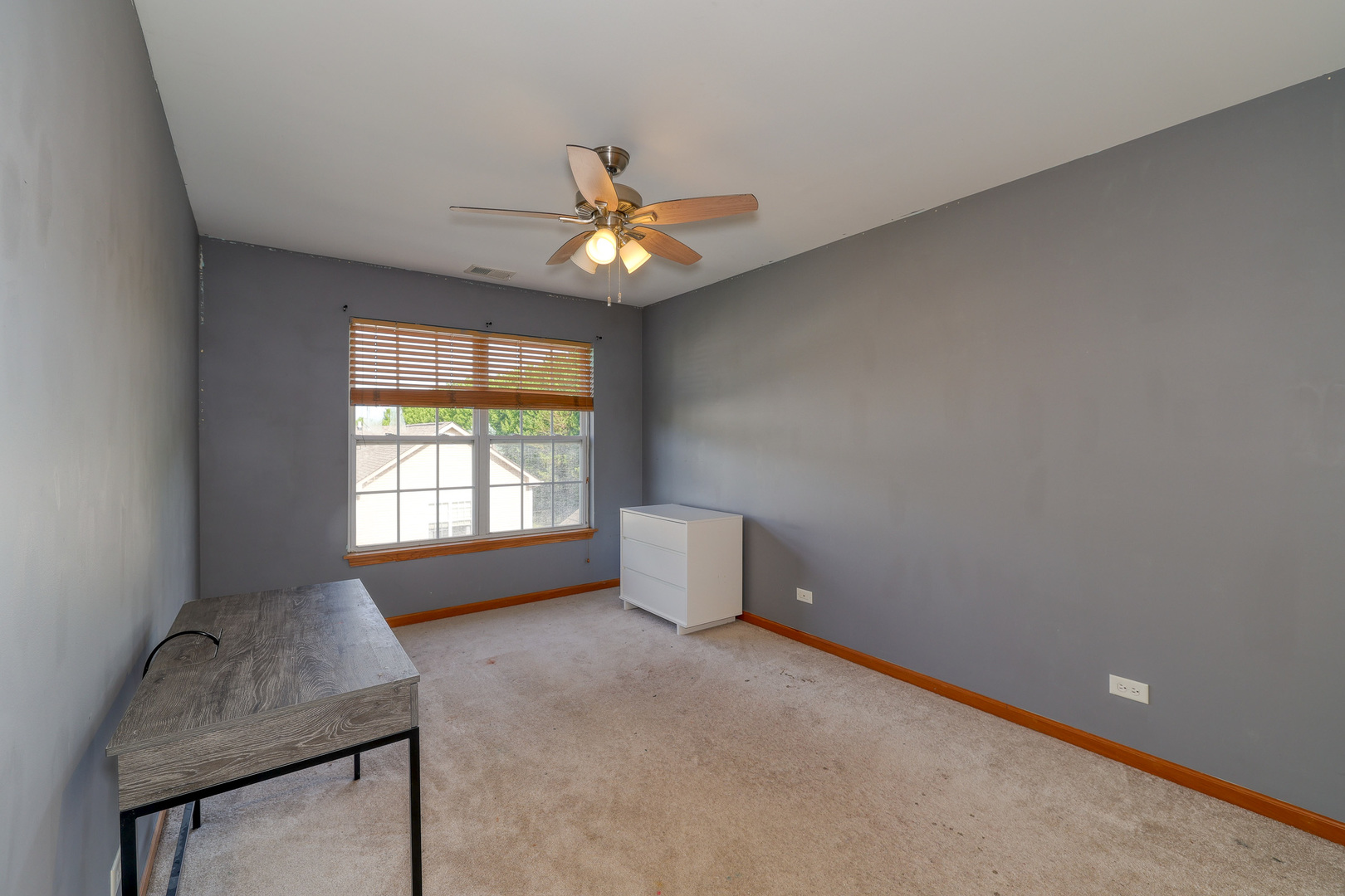 653 E WILLOW Street, Elburn, IL 60119