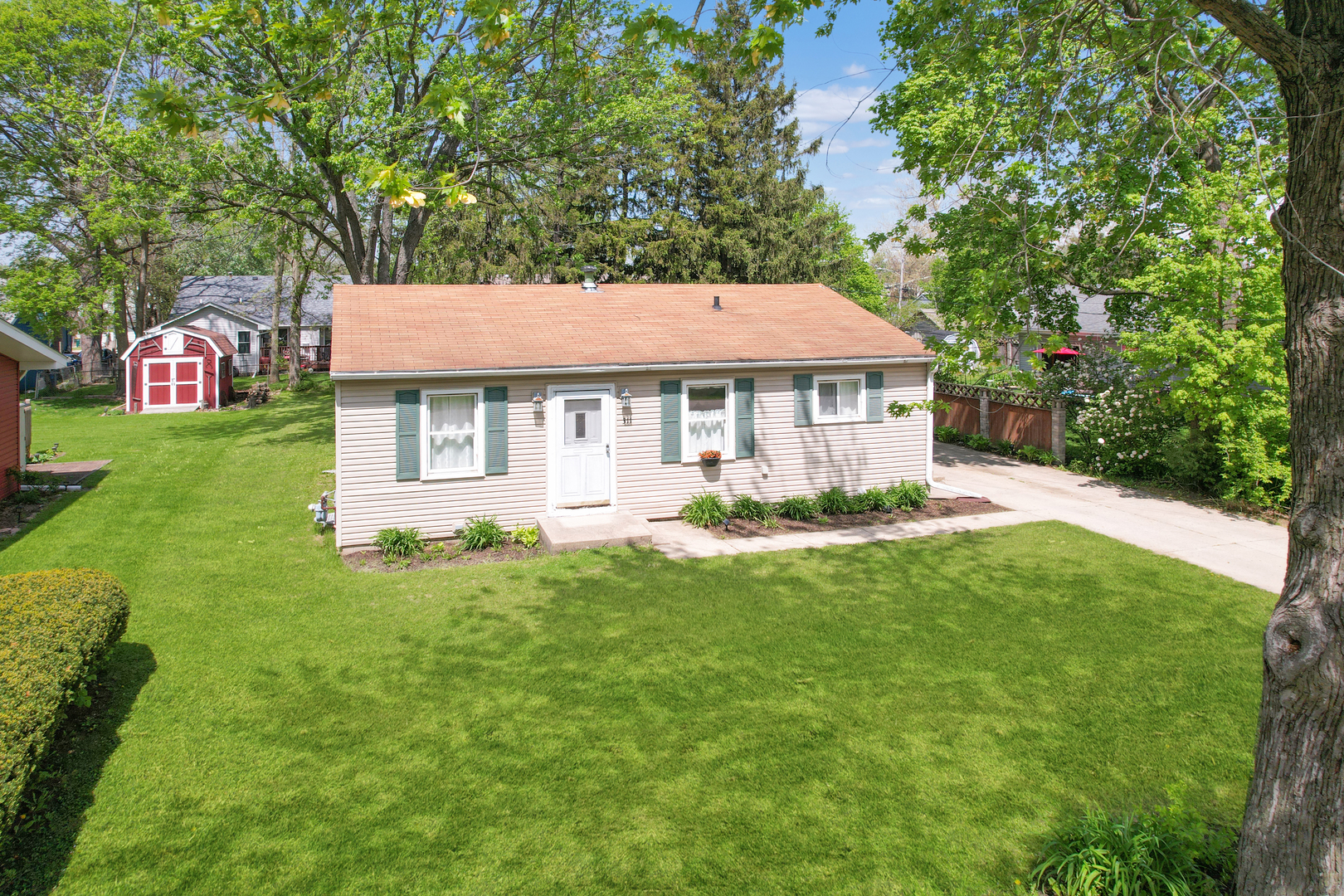 311 E Jones Street, Plano, IL 60545