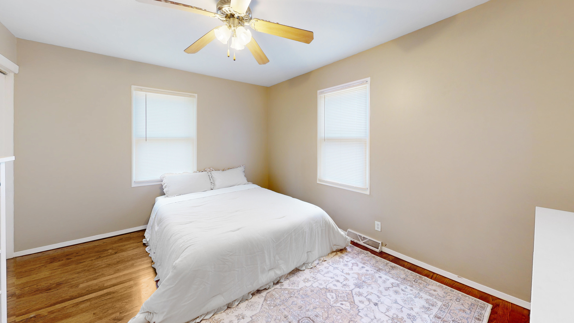 311 E Jones Street, Plano, IL 60545