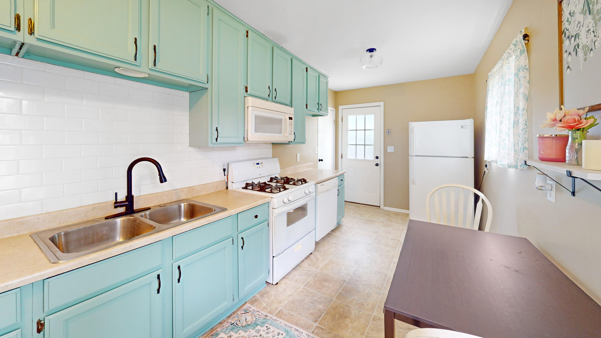 311 E Jones Street, Plano, IL 60545