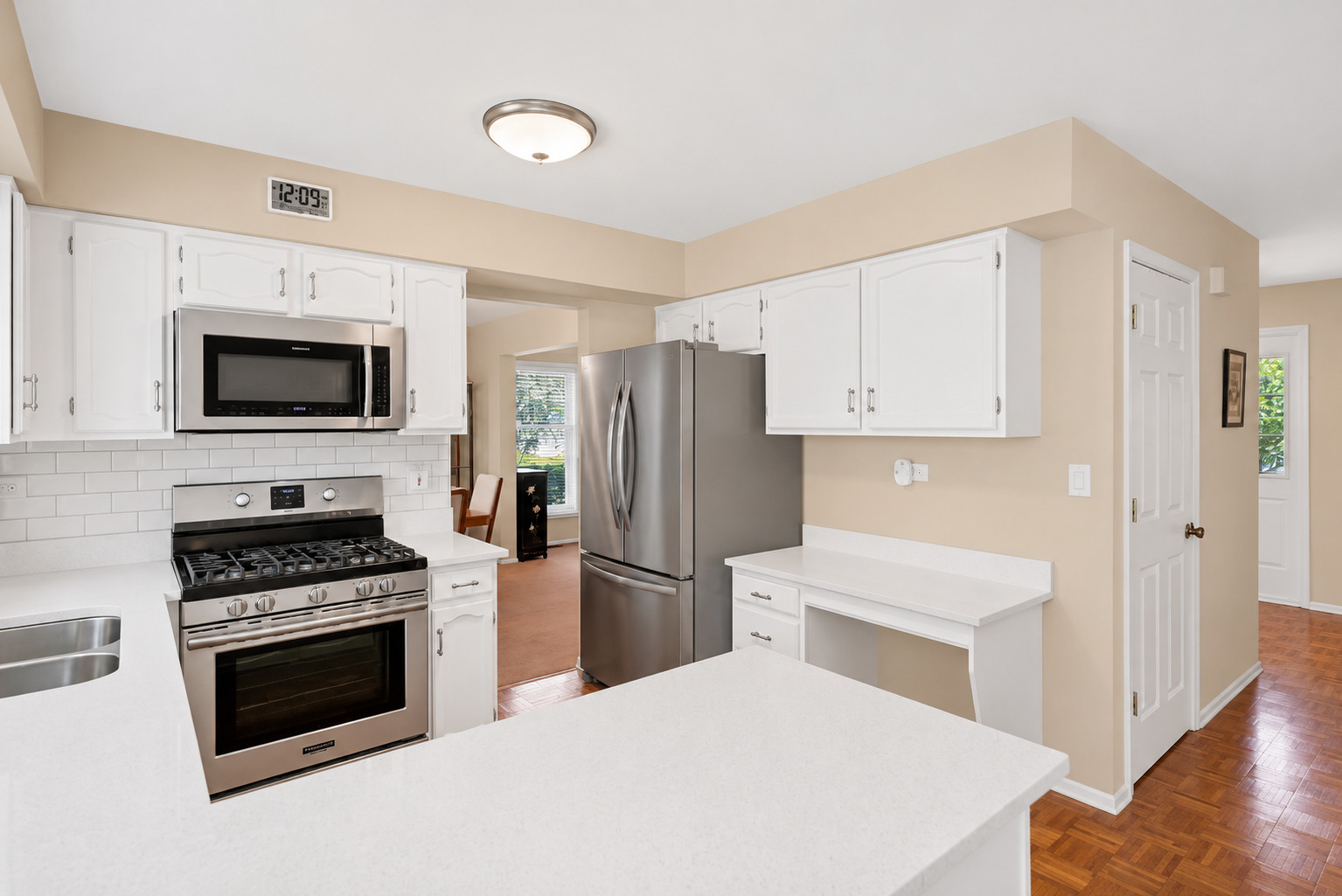 140 Copperwood Drive, Buffalo Grove, IL 60089