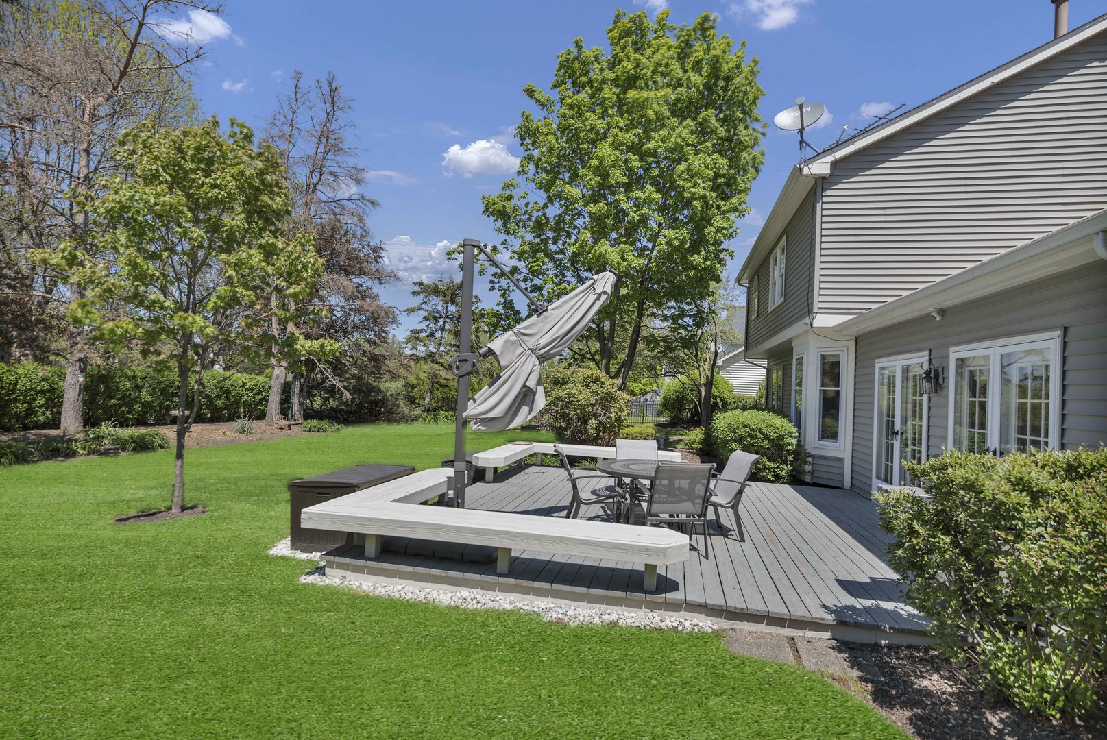 140 Copperwood Drive, Buffalo Grove, IL 60089
