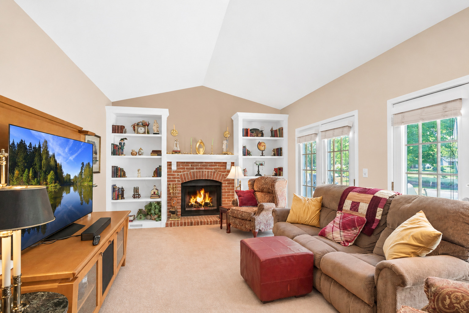 140 Copperwood Drive, Buffalo Grove, IL 60089