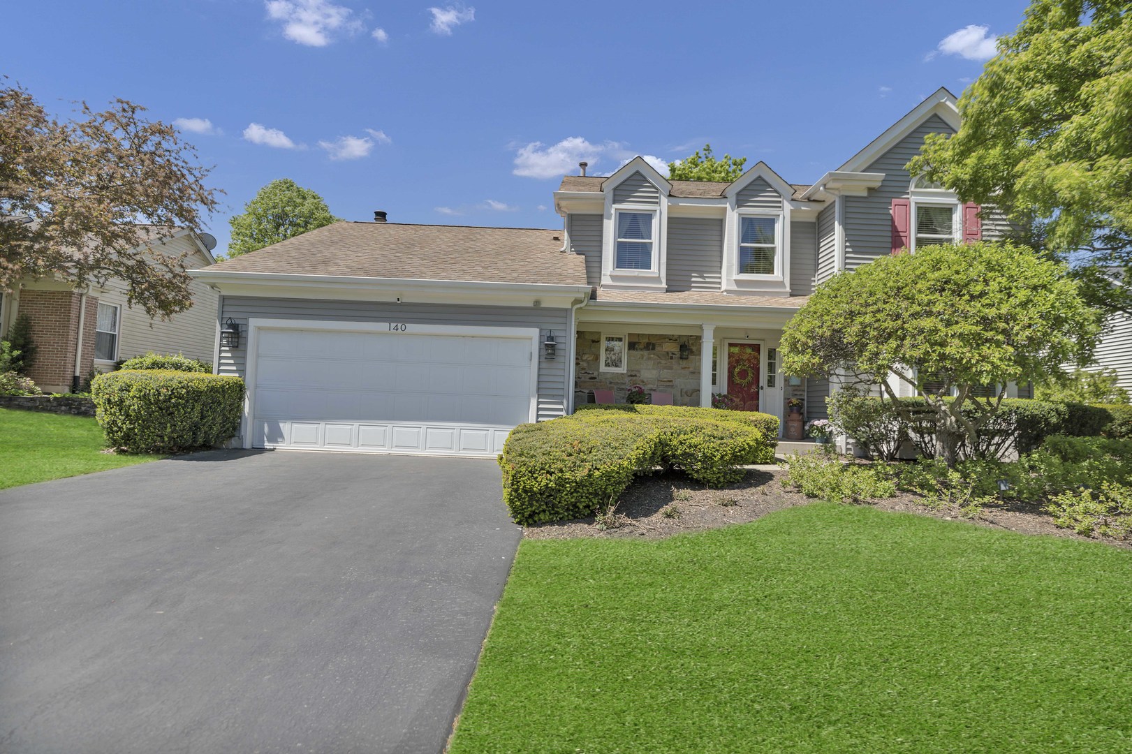 140 Copperwood Drive, Buffalo Grove, IL 60089