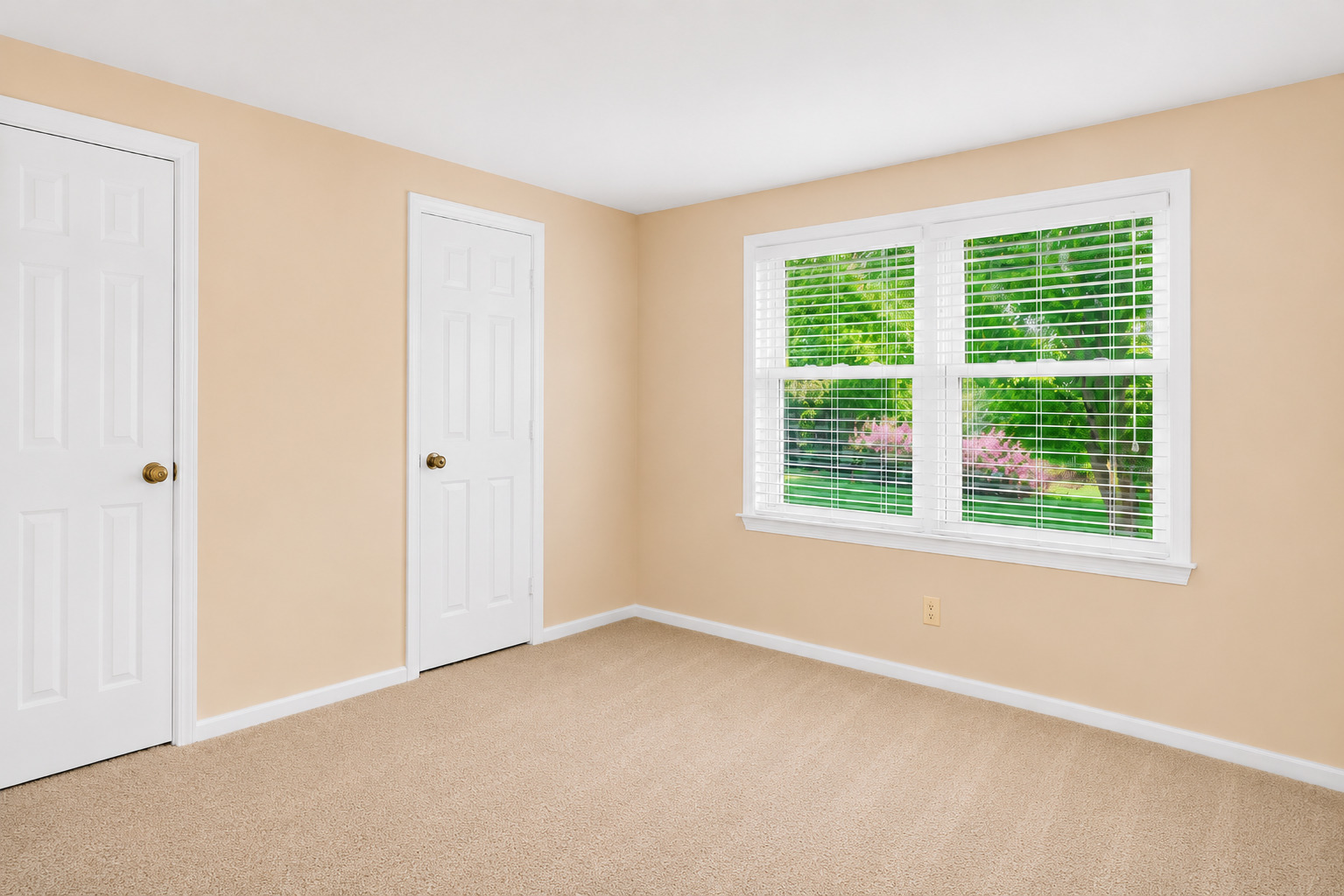 140 Copperwood Drive, Buffalo Grove, IL 60089