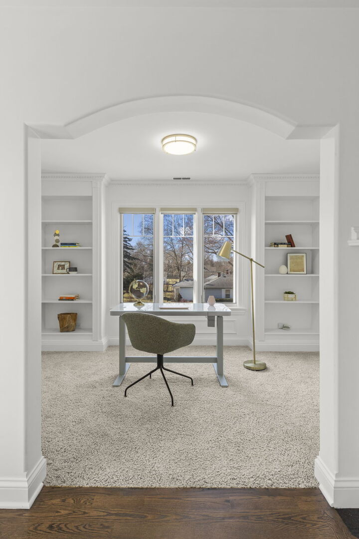 1723 Driving Park Road, Wheaton, IL 60187