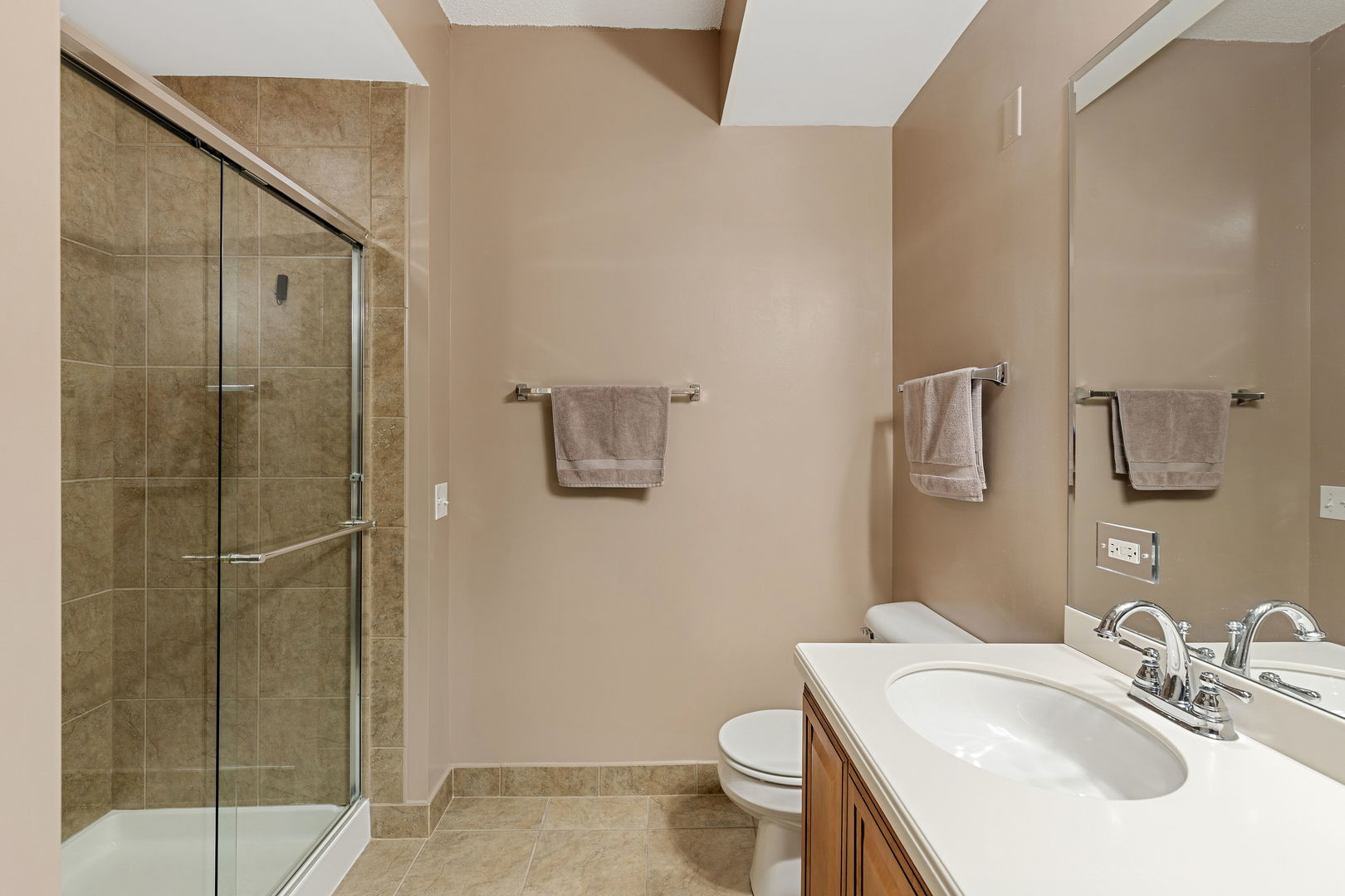 100 S Emerson Street #205, Mount Prospect, IL 60056