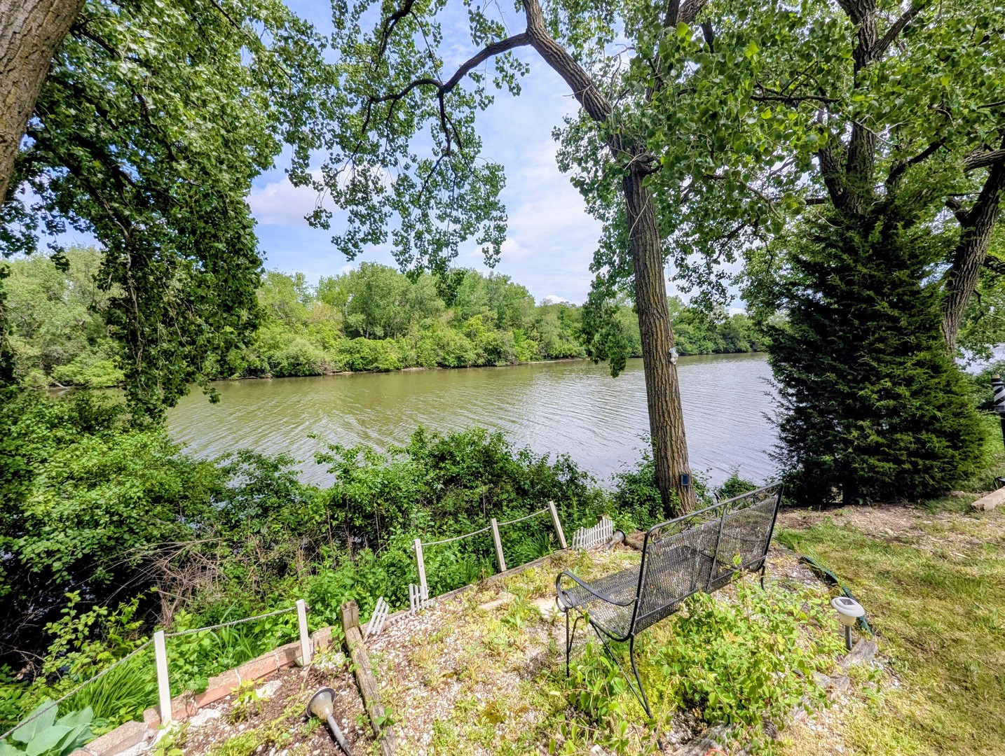 11511 Autobahn Drive #102, Palos Park, IL 60464