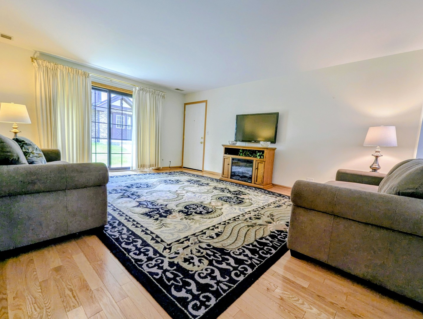 11511 Autobahn Drive #102, Palos Park, IL 60464