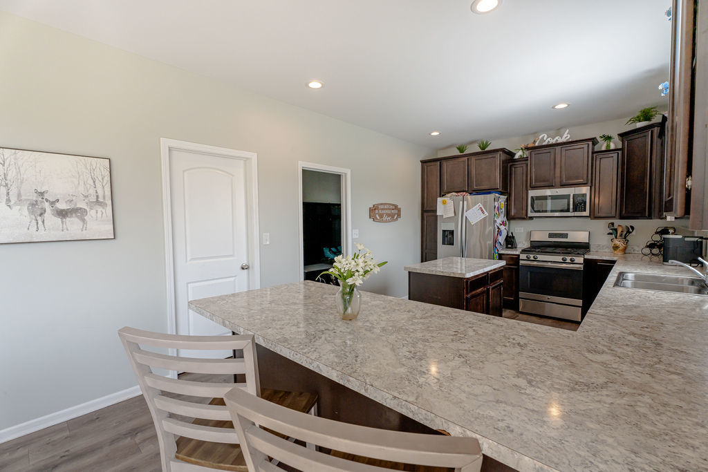 840 Wildwood Drive, Pingree Grove, IL 60140