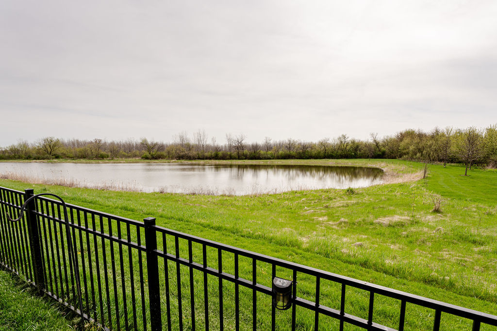 840 Wildwood Drive, Pingree Grove, IL 60140