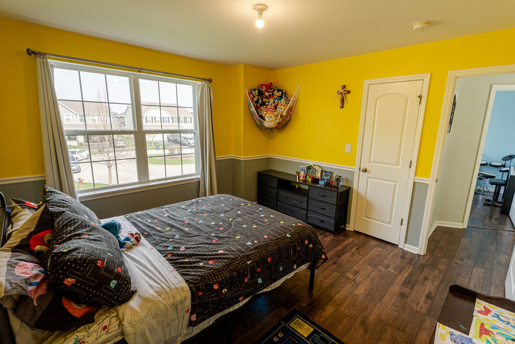 840 Wildwood Drive, Pingree Grove, IL 60140