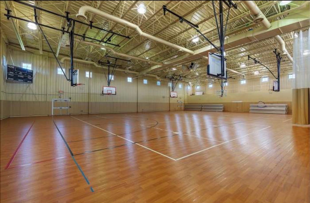 840 Wildwood Drive, Pingree Grove, IL 60140