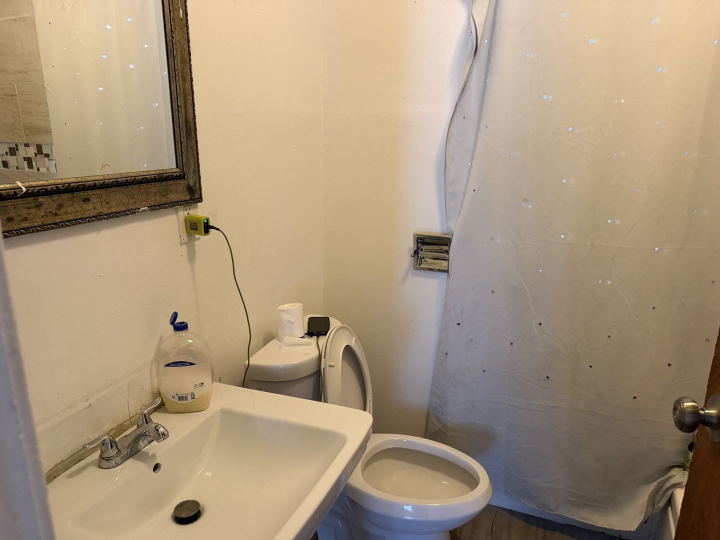 10108 S State Street, Chicago, IL 60628