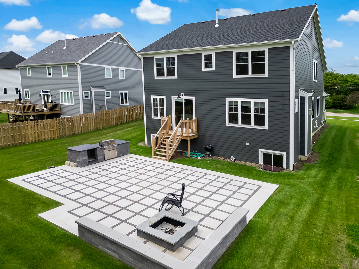 1205 RIDGE Road, Westmont, IL 60559