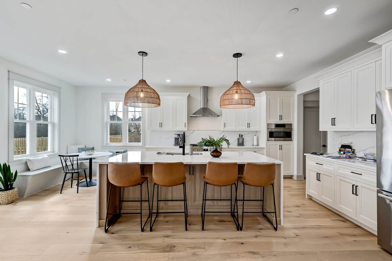 1205 RIDGE Road, Westmont, IL 60559