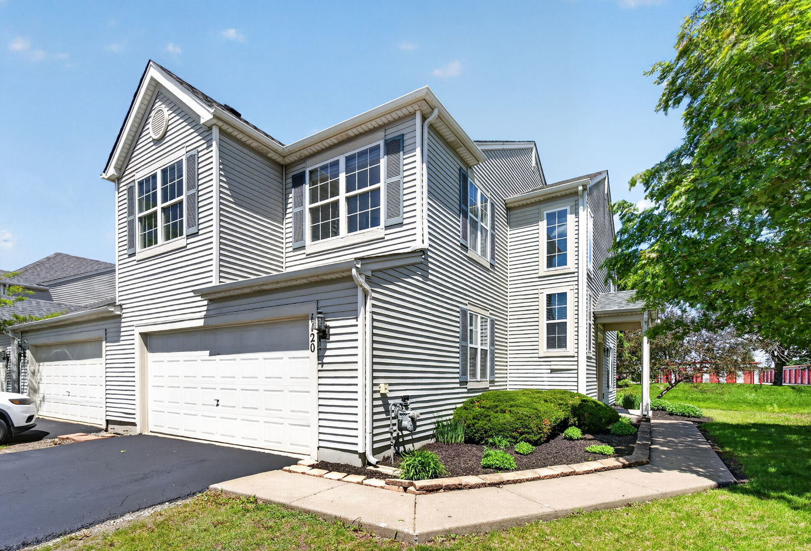 1120 Coneflower Court, Minooka, IL 60447